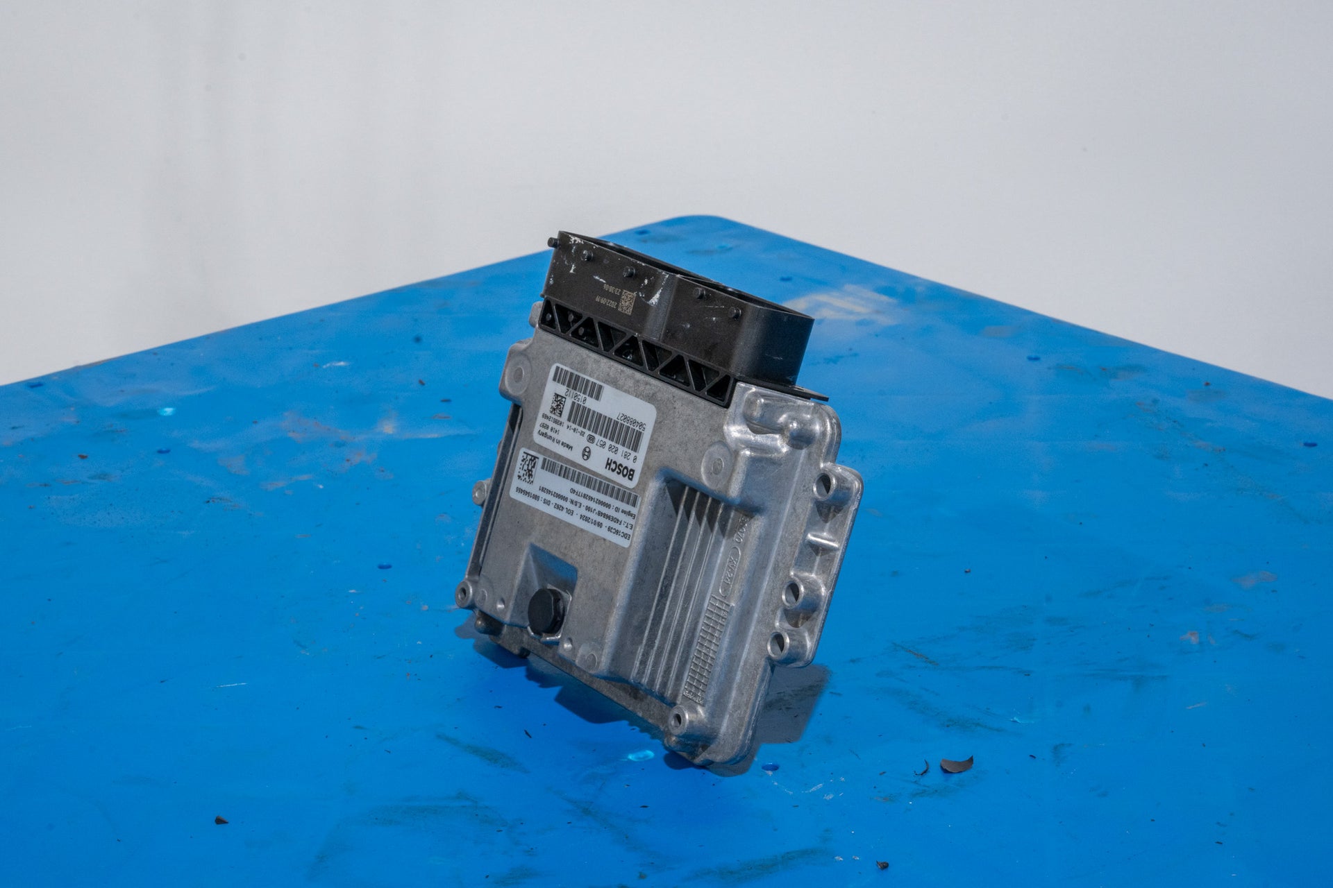 Bosch ECU - 504088027 / 0-281-020-057