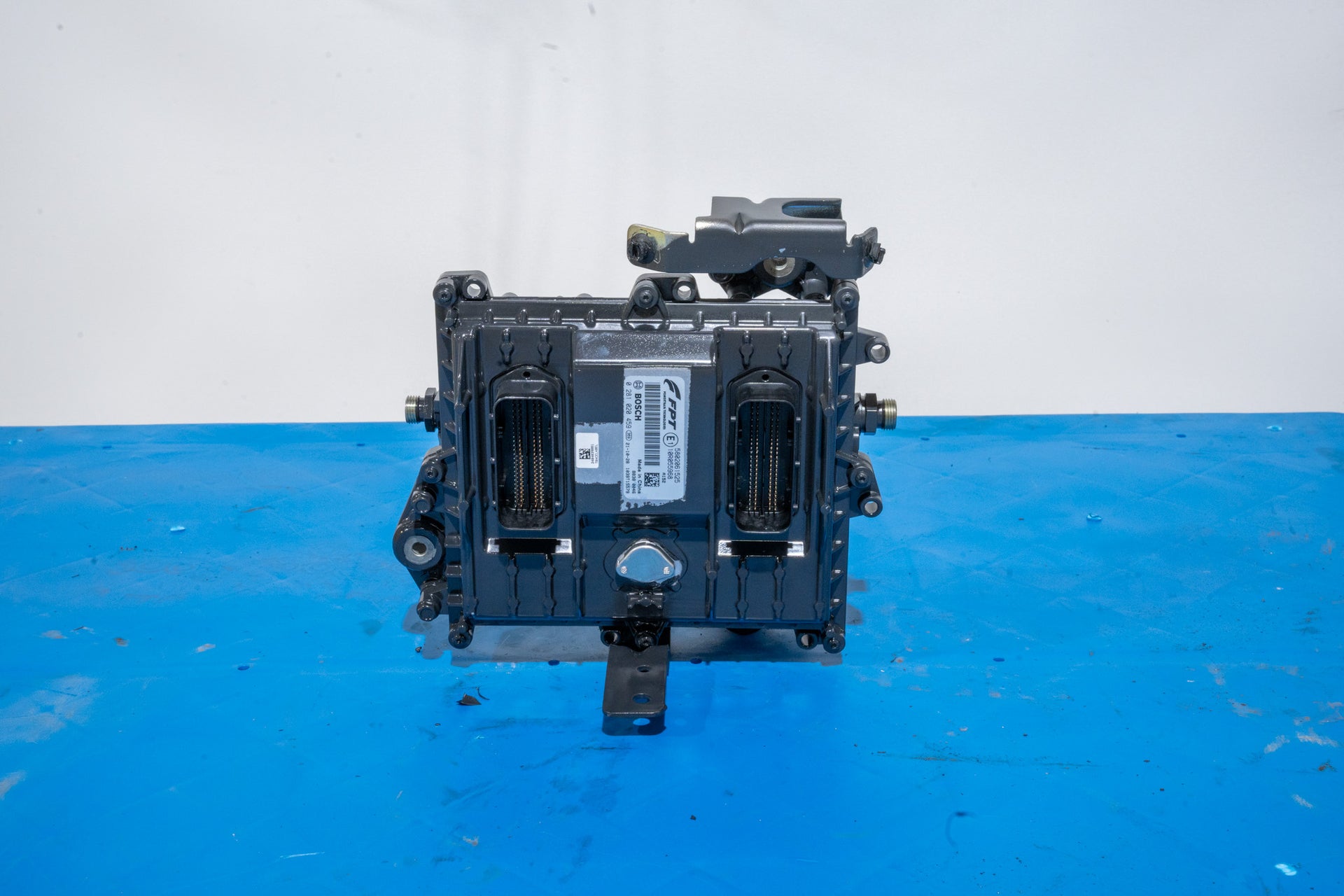 Bosch ECU / 5802061525 - 0-281-020-459