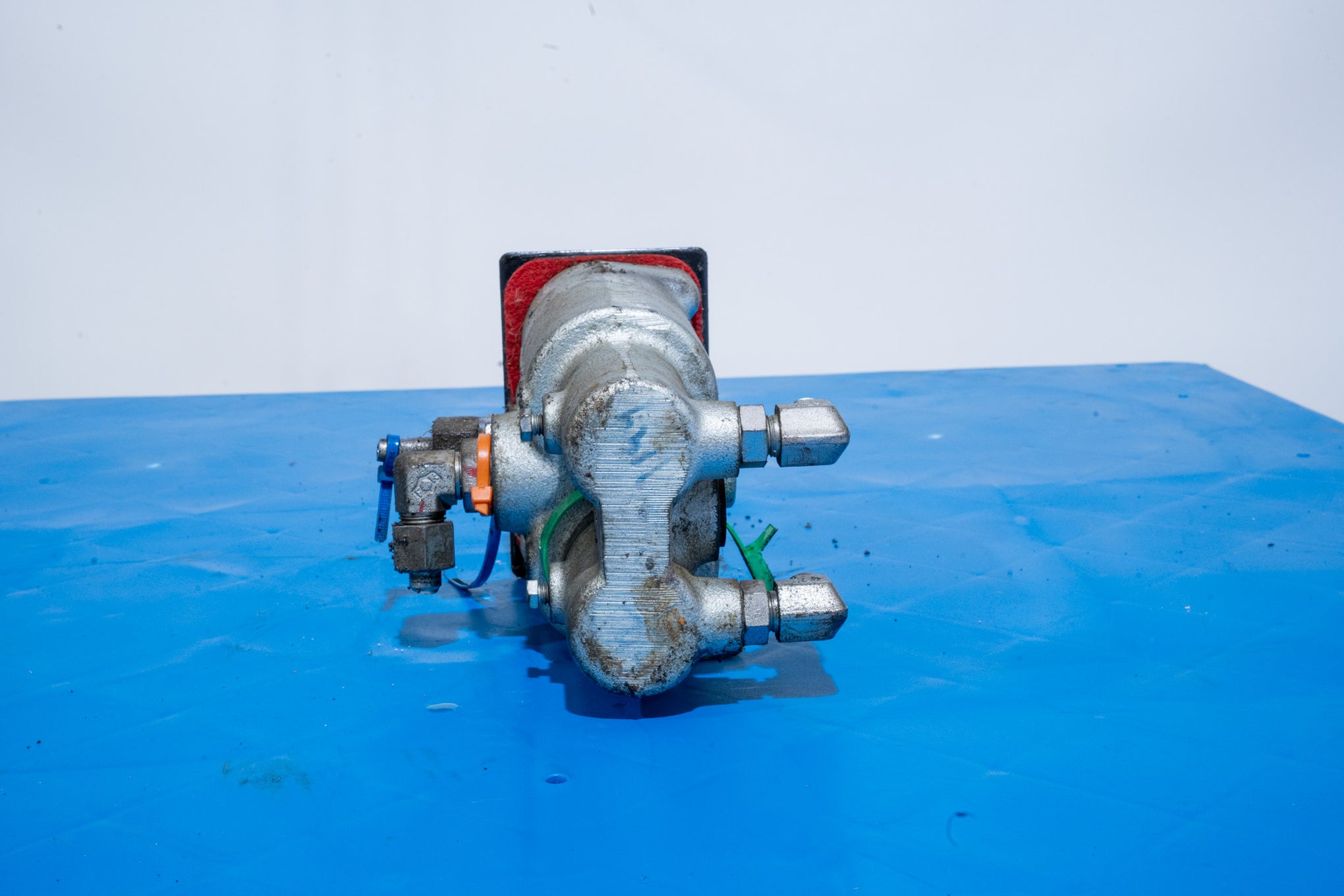 Master Cylinder - 87714038U