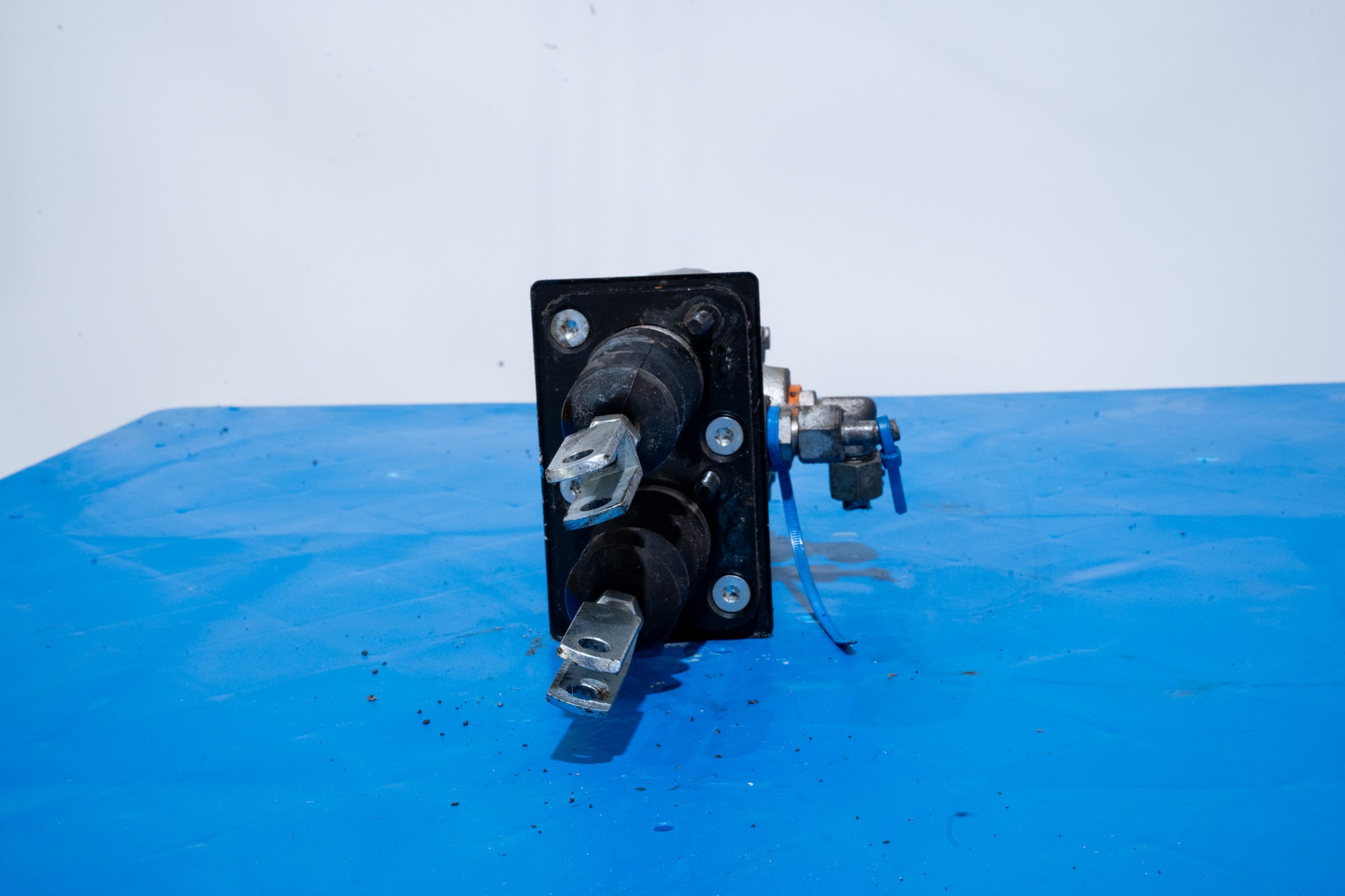 Master Cylinder - 87714038U