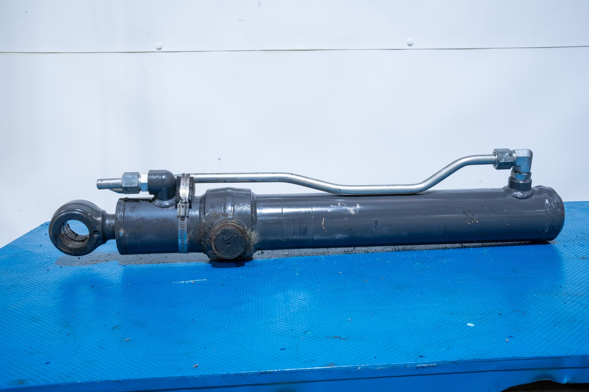 Loader Bucket Cylinder - 84421601U