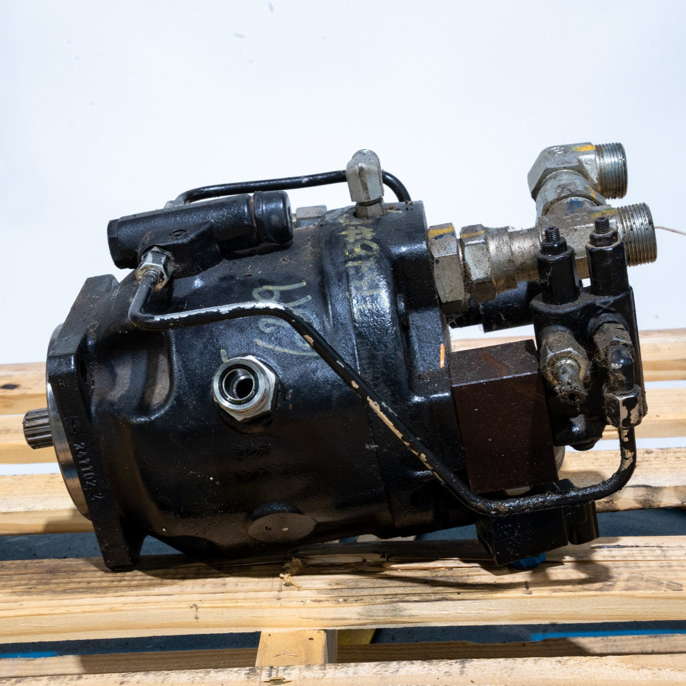 Hydraulic Pump - 84218971U