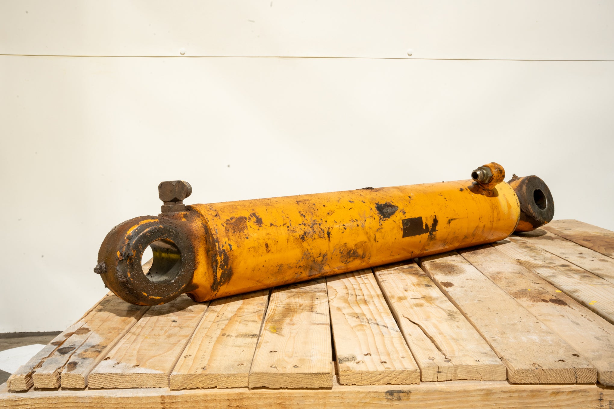 Boom Cylinder - 1340969C2U