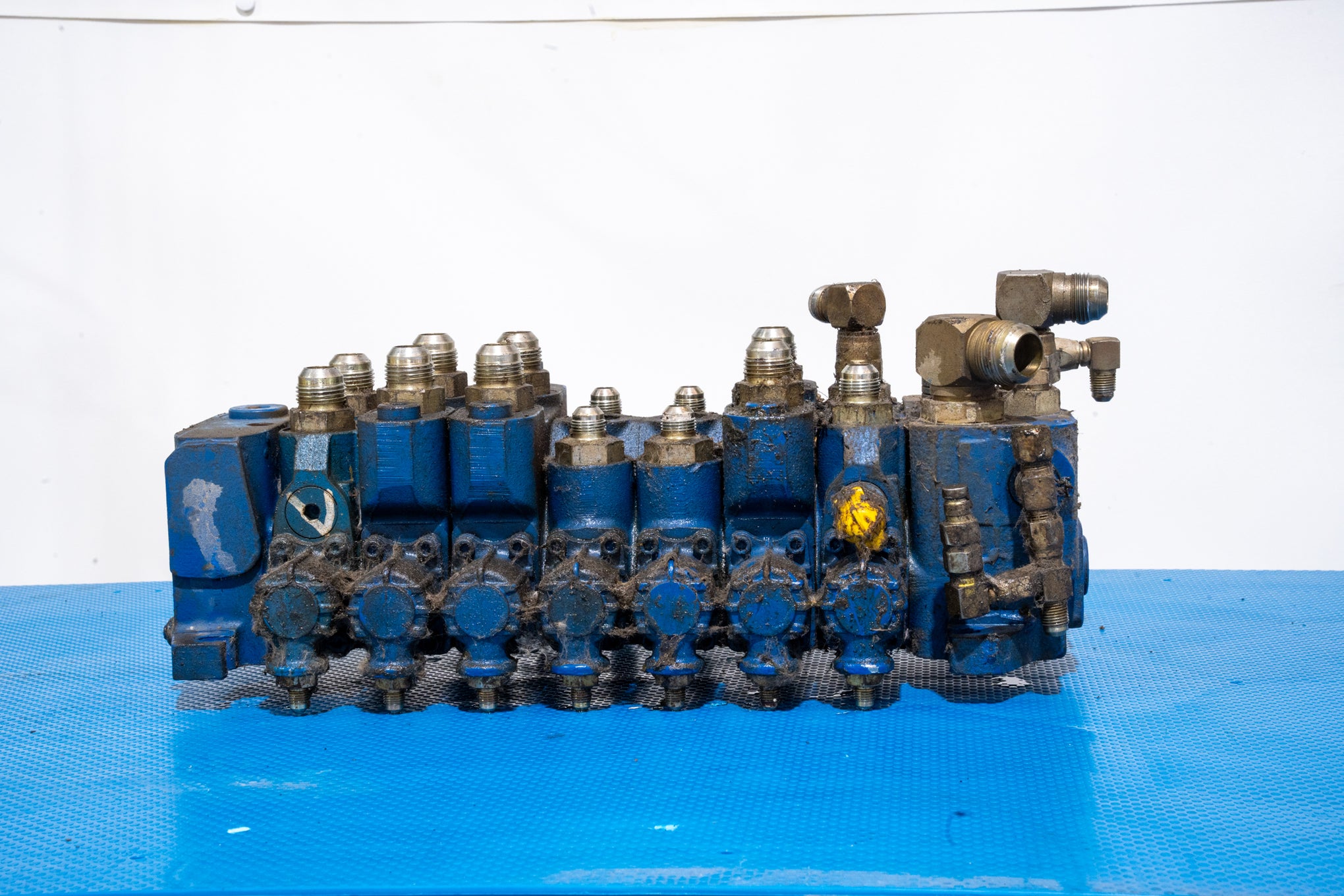 7 Spool Valve Body on Blue Pallet