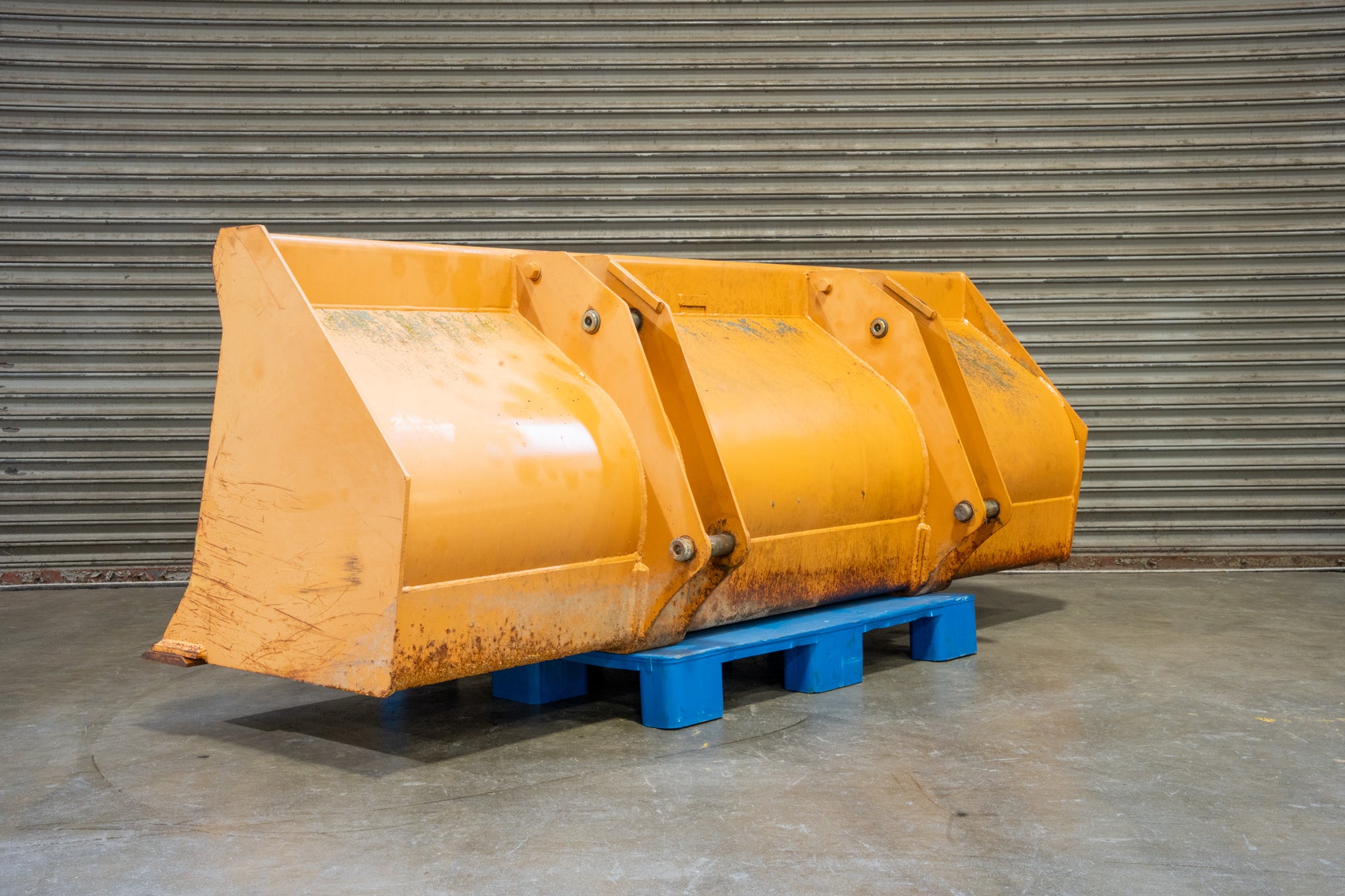 Front Loader Bucket - 87441060U