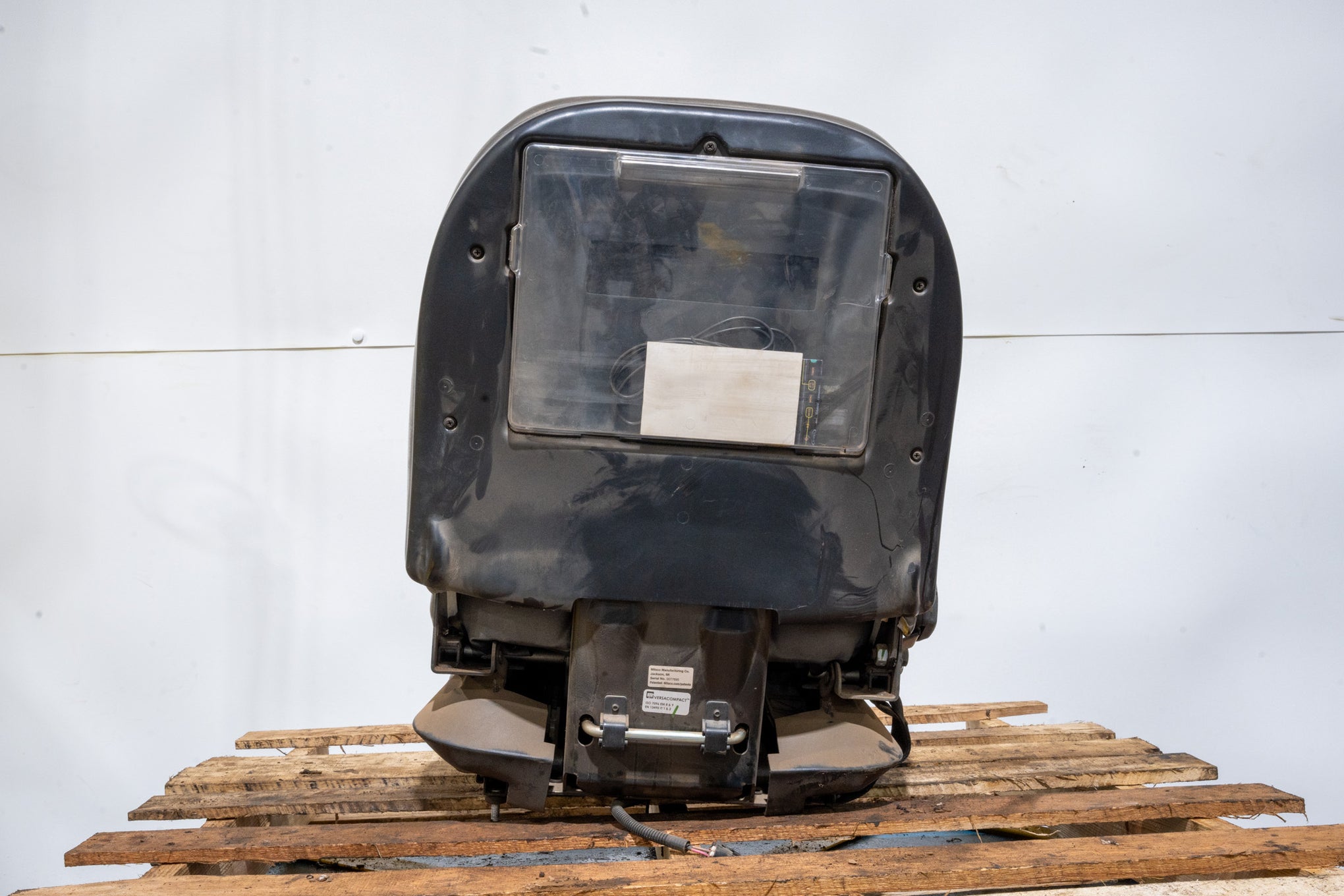 Seat - 48009740U
