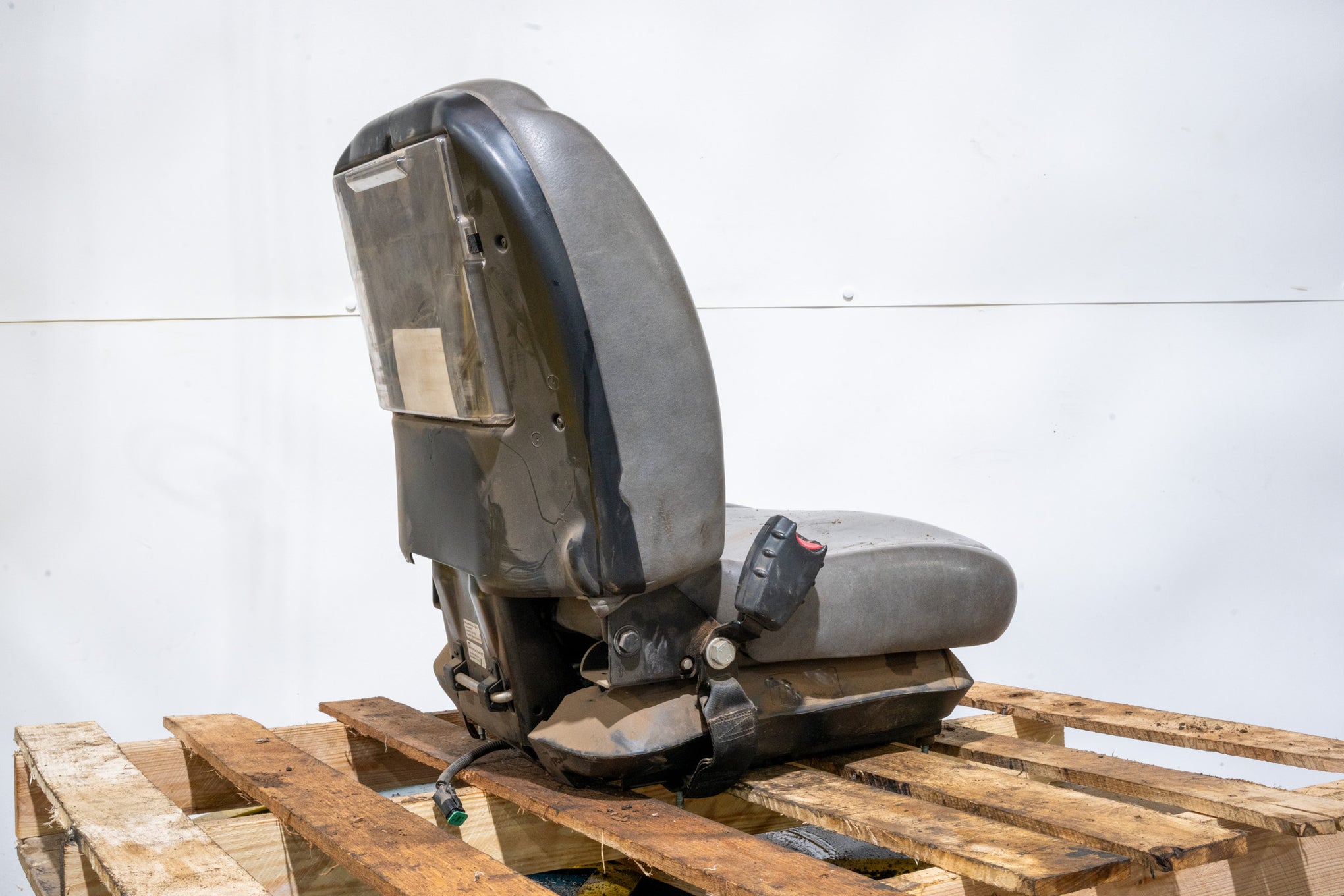 Seat - 48009740U
