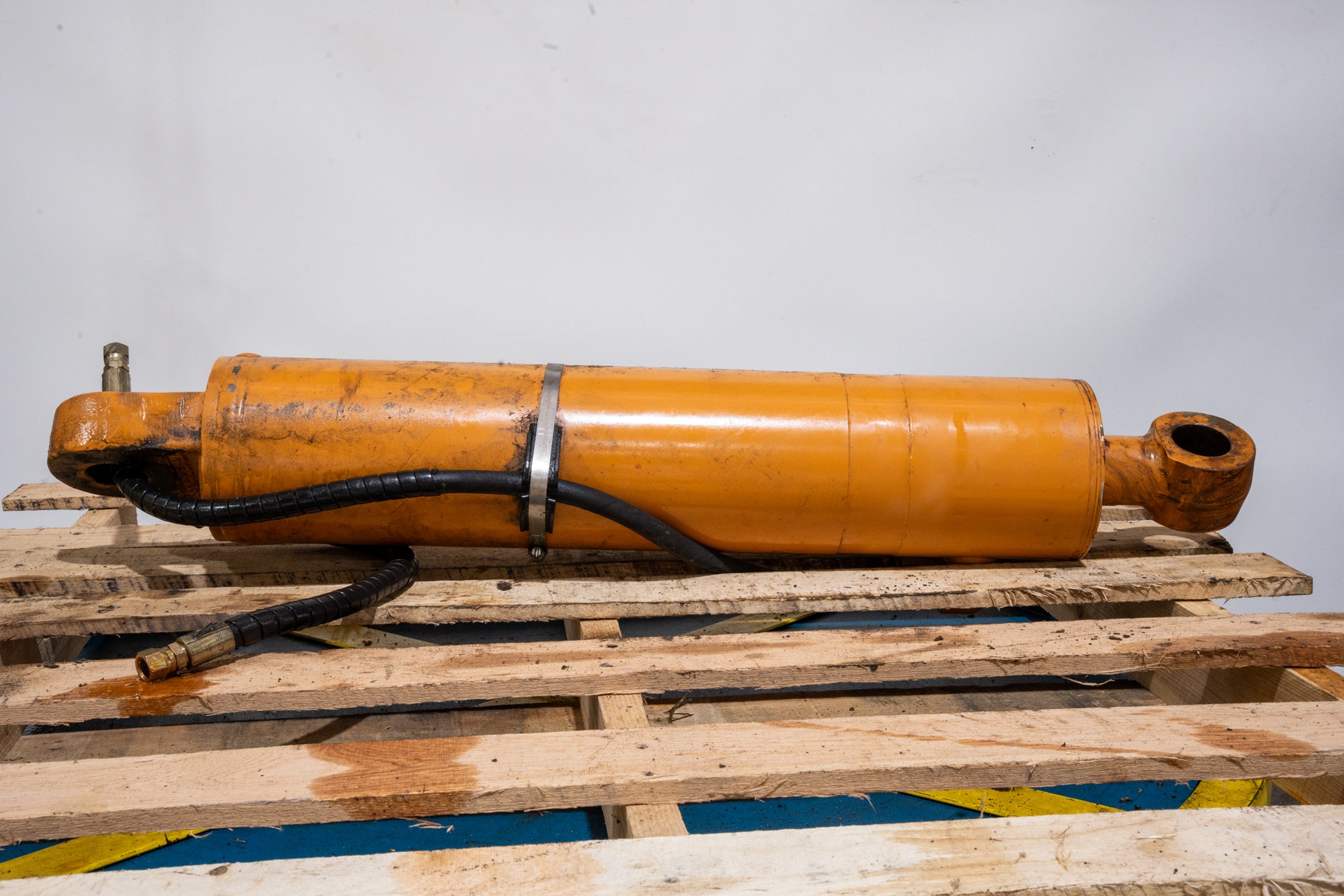 Outrigger Cylinder - 177257A1U