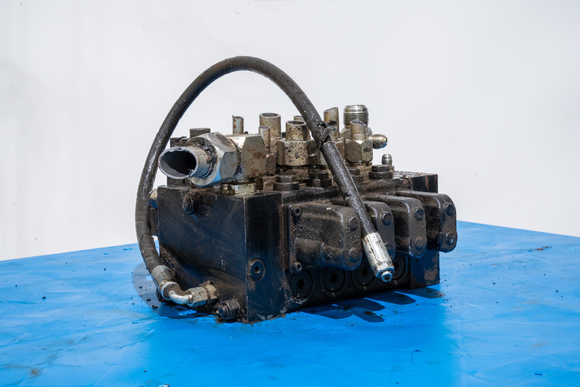 Valve Body - 4 Spool - 51568314U