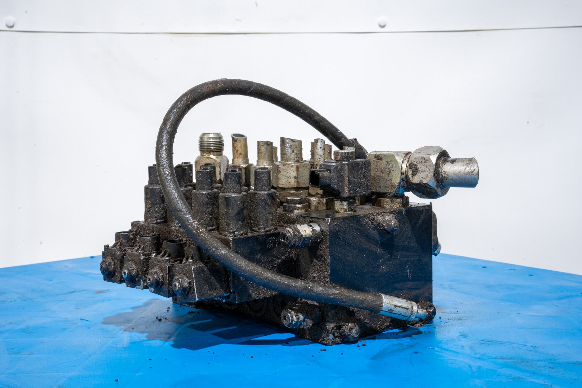 Valve Body - 4 Spool - 51568314U