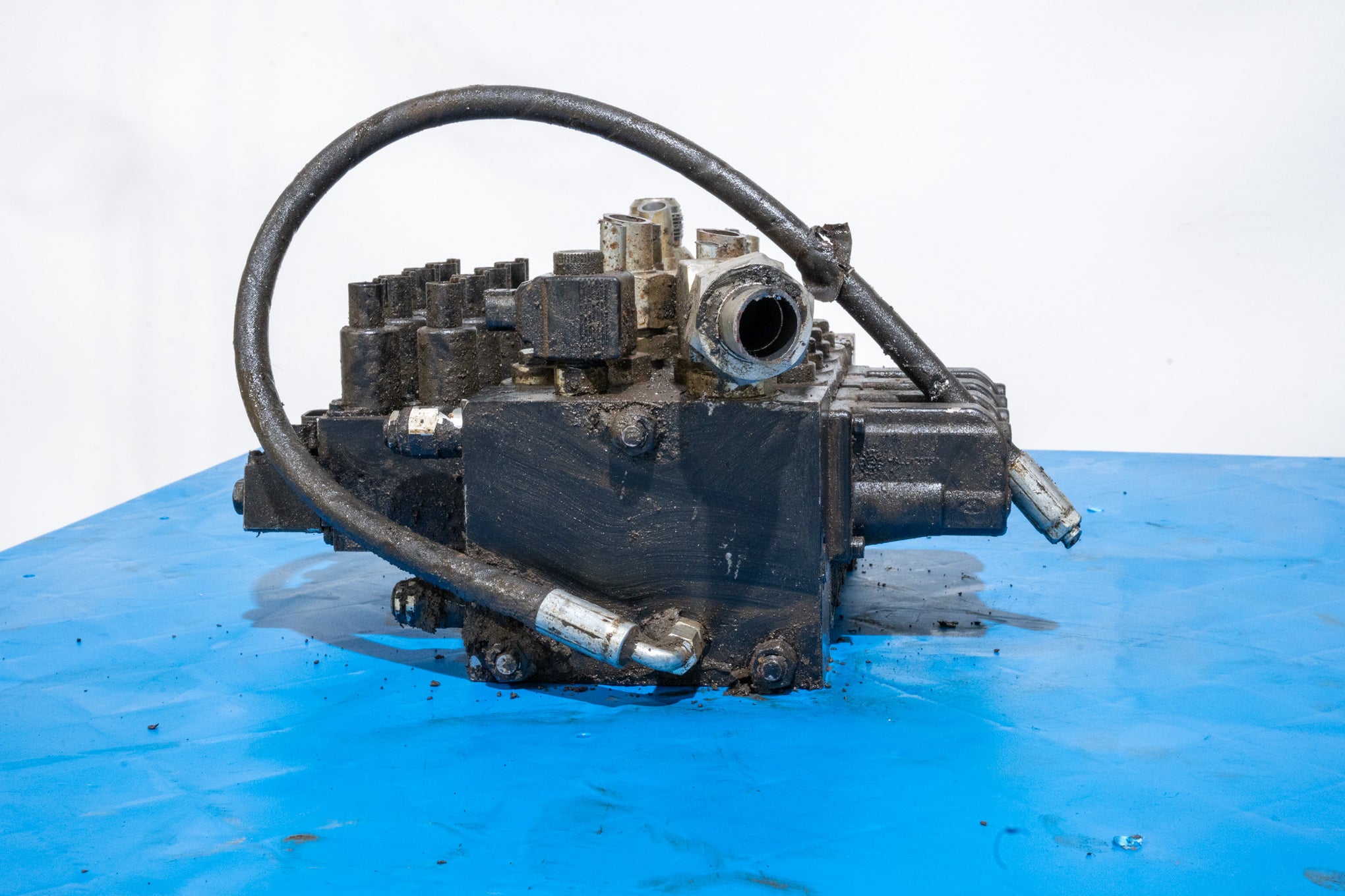 Valve Body - 4 Spool - 51568314U