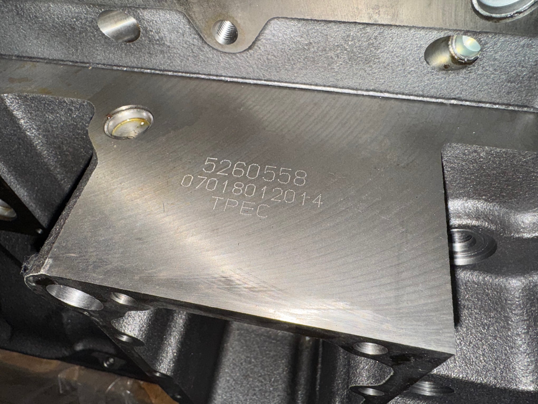 Cummins ISL 9L Reman Long Block - 5260558