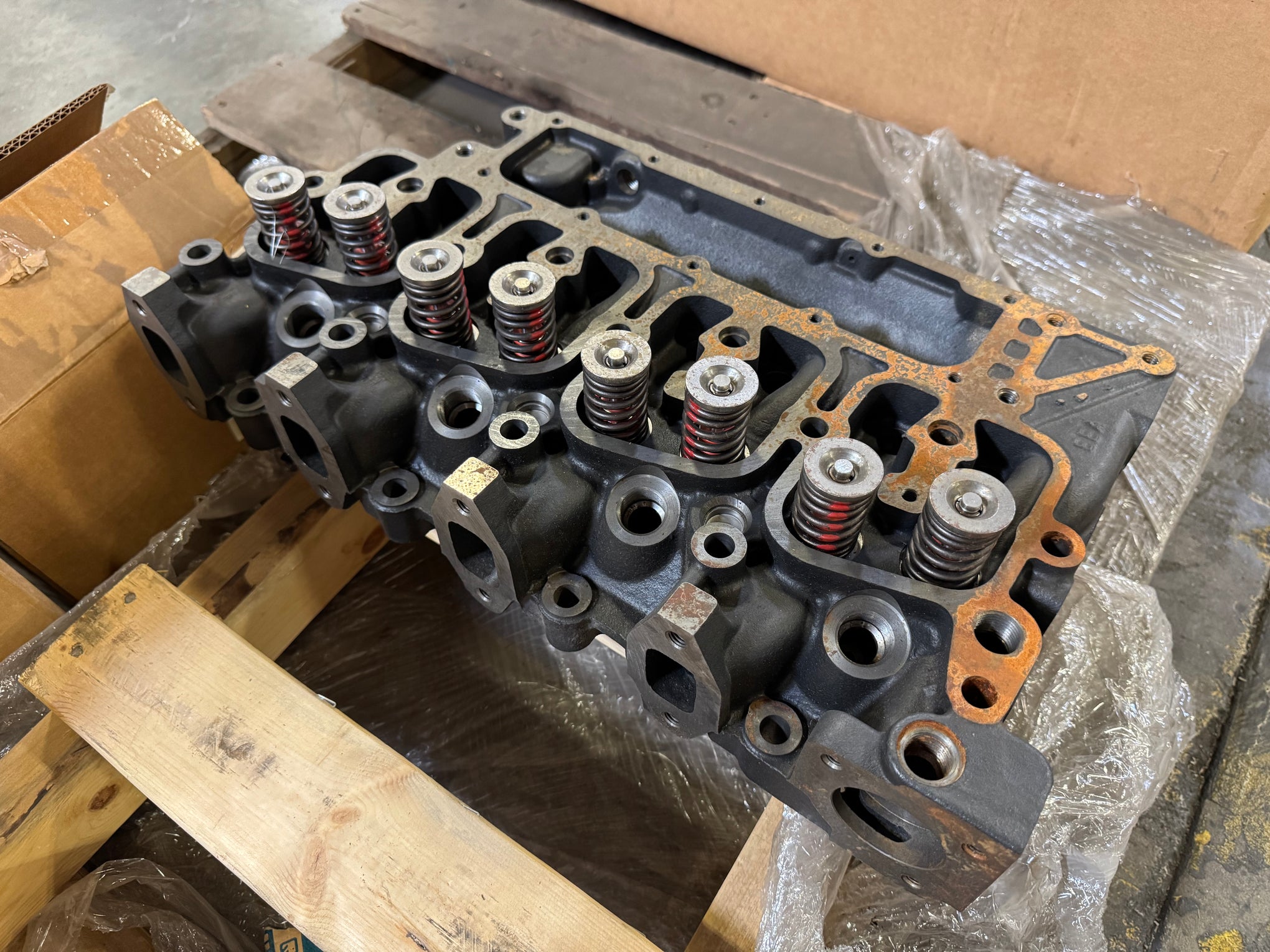 Iveco NEF 4.5L 504221502 Cylinder Head - 504221502 - 2856016