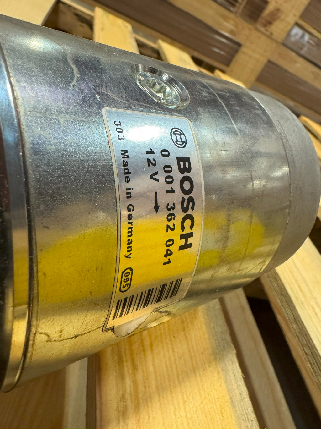 New Bosch 12V Starter - 1362041