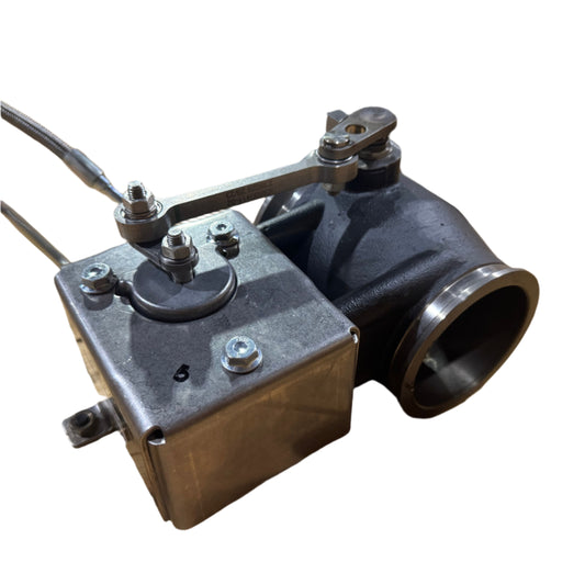 Cursor 13 Control Valve - 5802131397 (Like New Take Off)