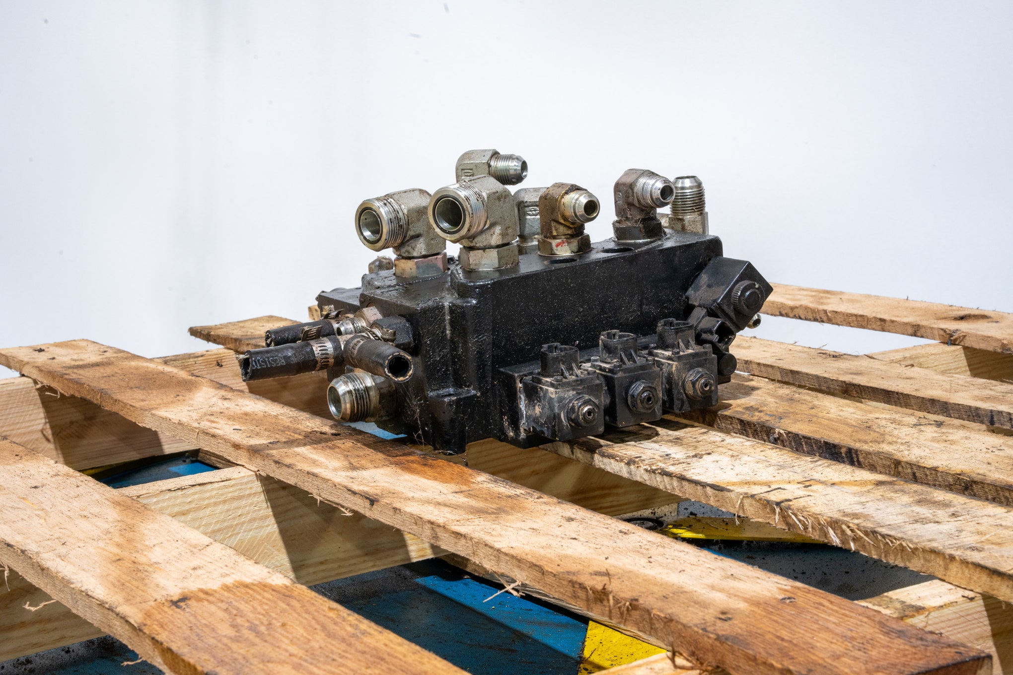 Control Valve - 47647503U for New Holland C245