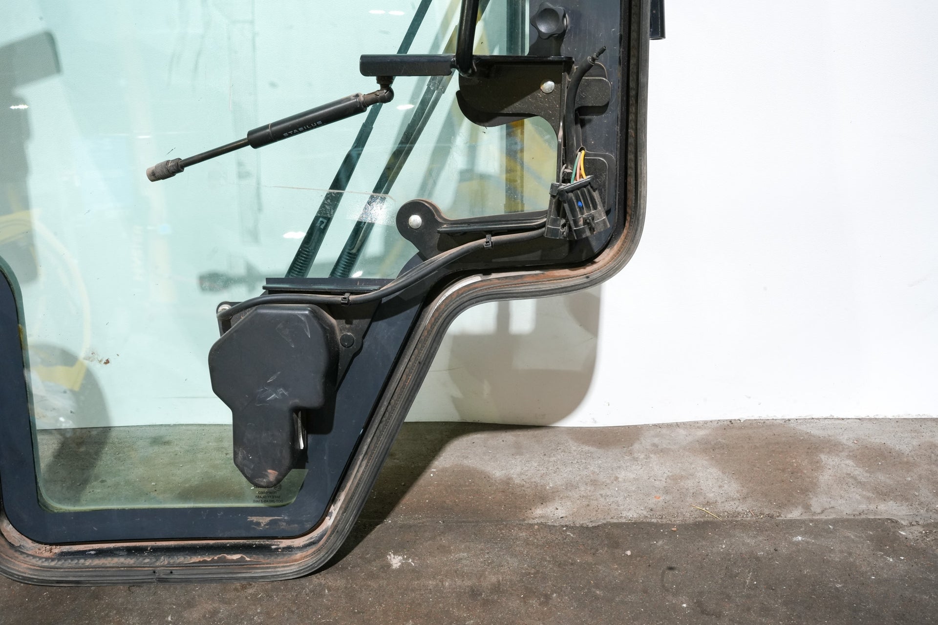 Skid Steer Front Door - 48052769U