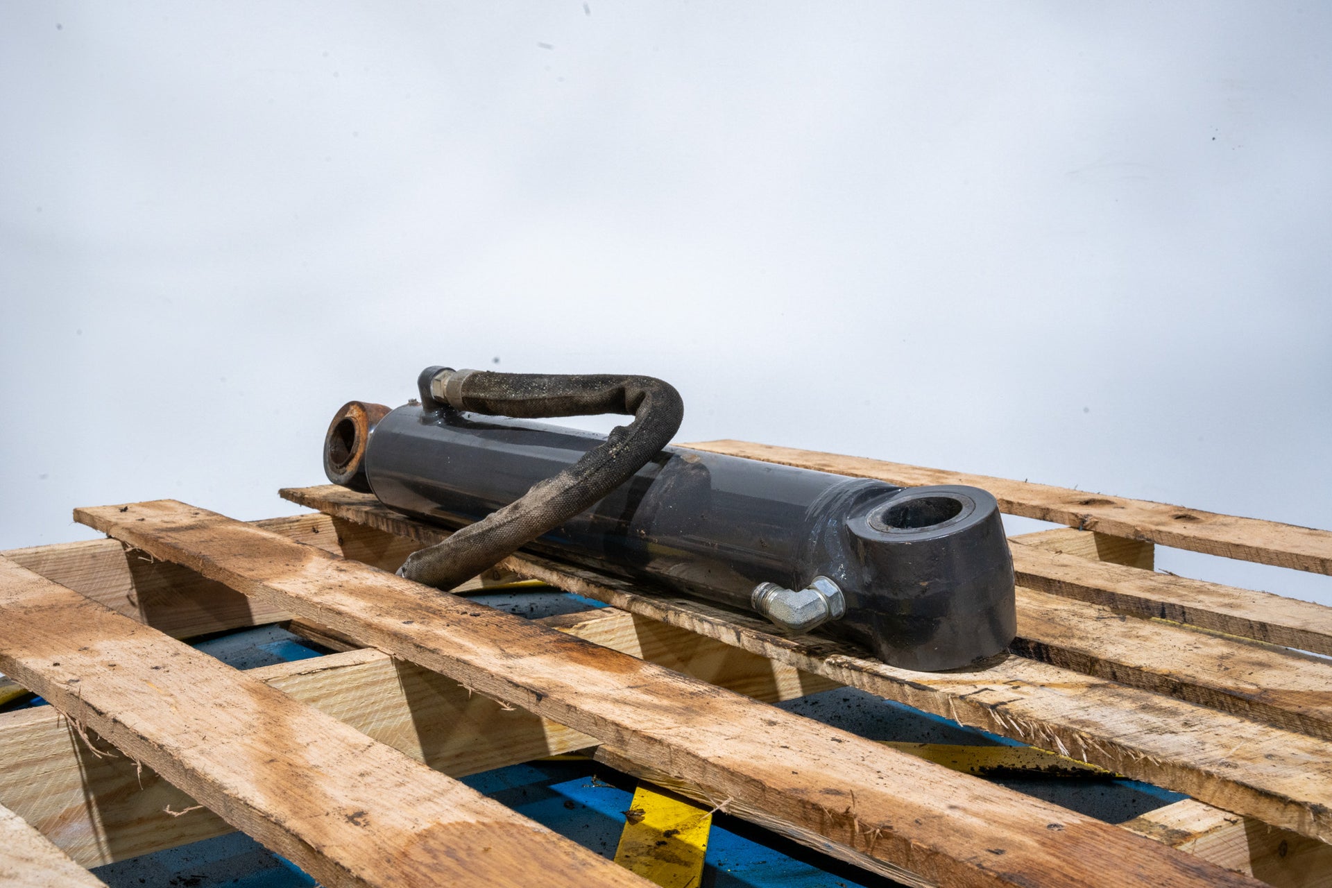 Tilt Cylinders - 47685048U