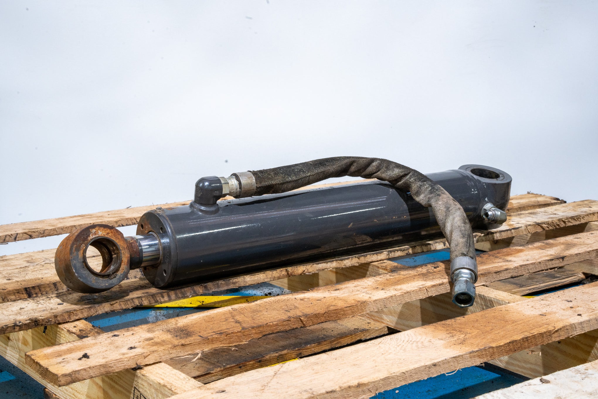 Tilt Cylinders - 47685048U