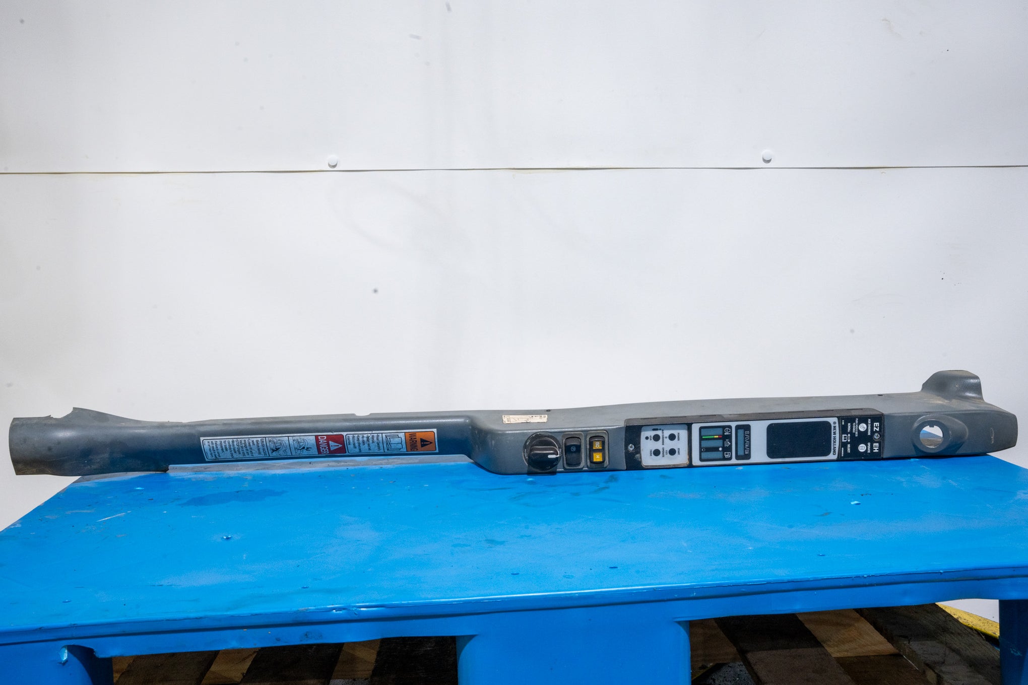 Control Panel - 84350668BU