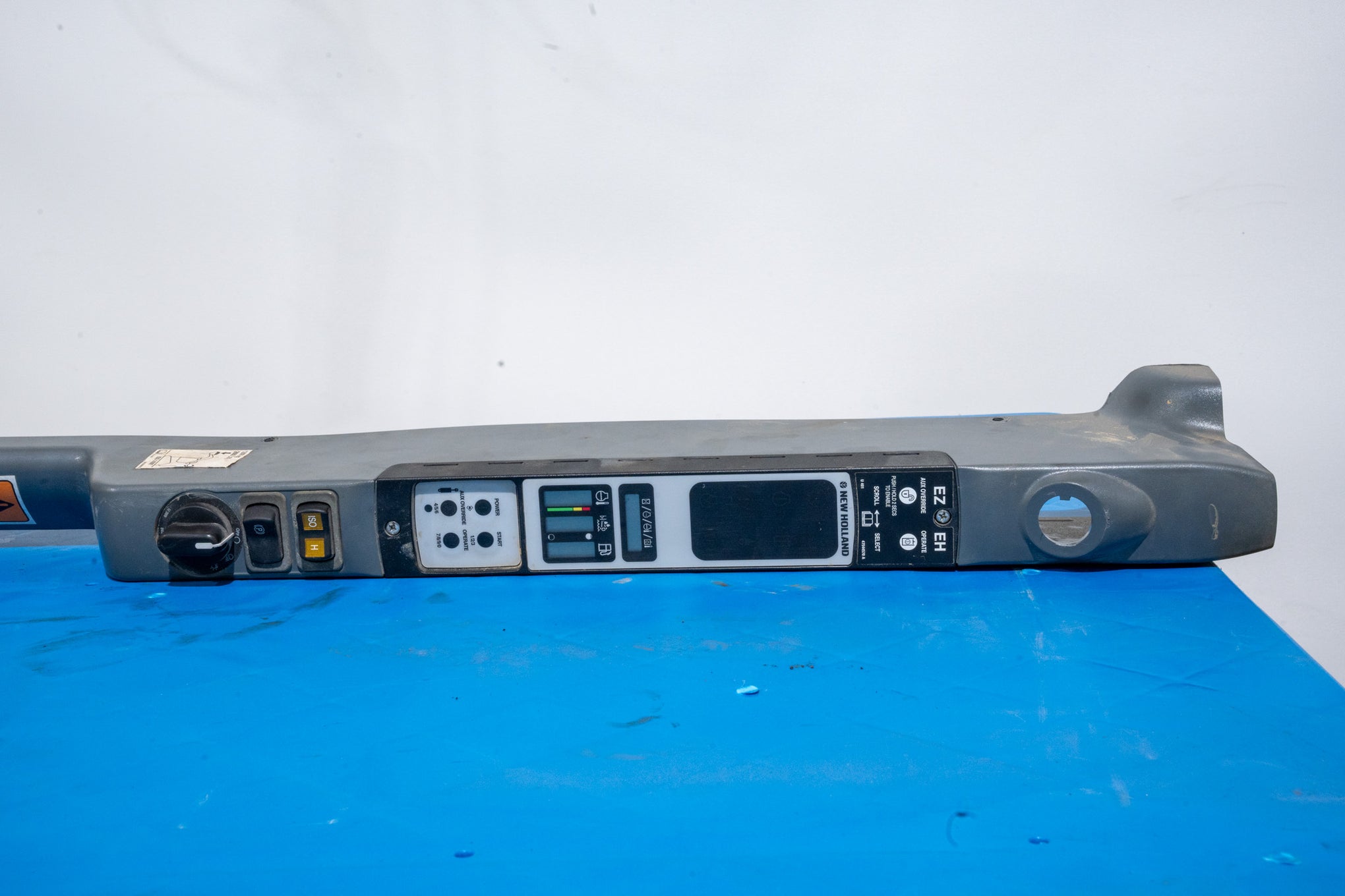 Control Panel - 84350668BU