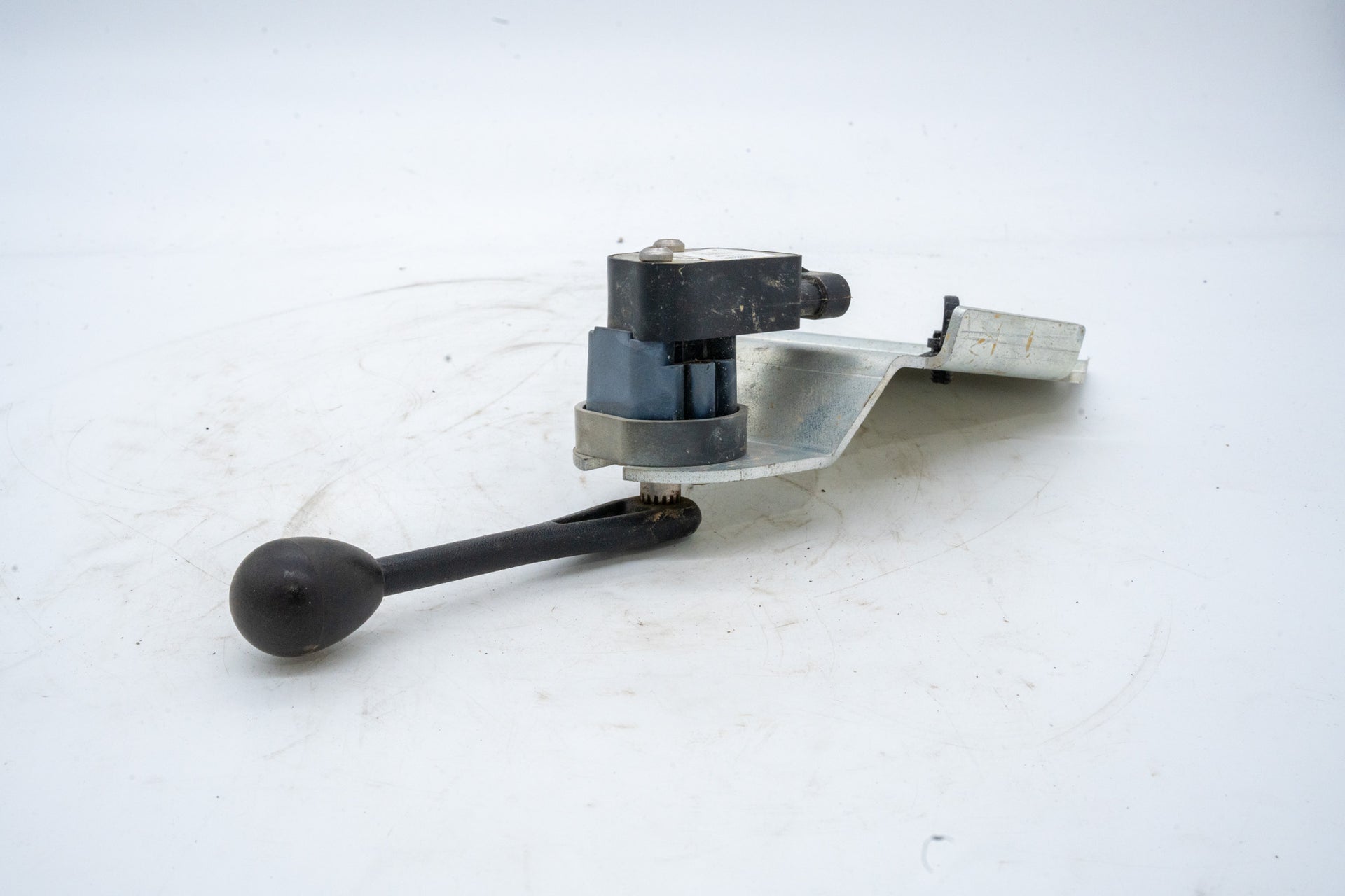 Lever - 87647024AU