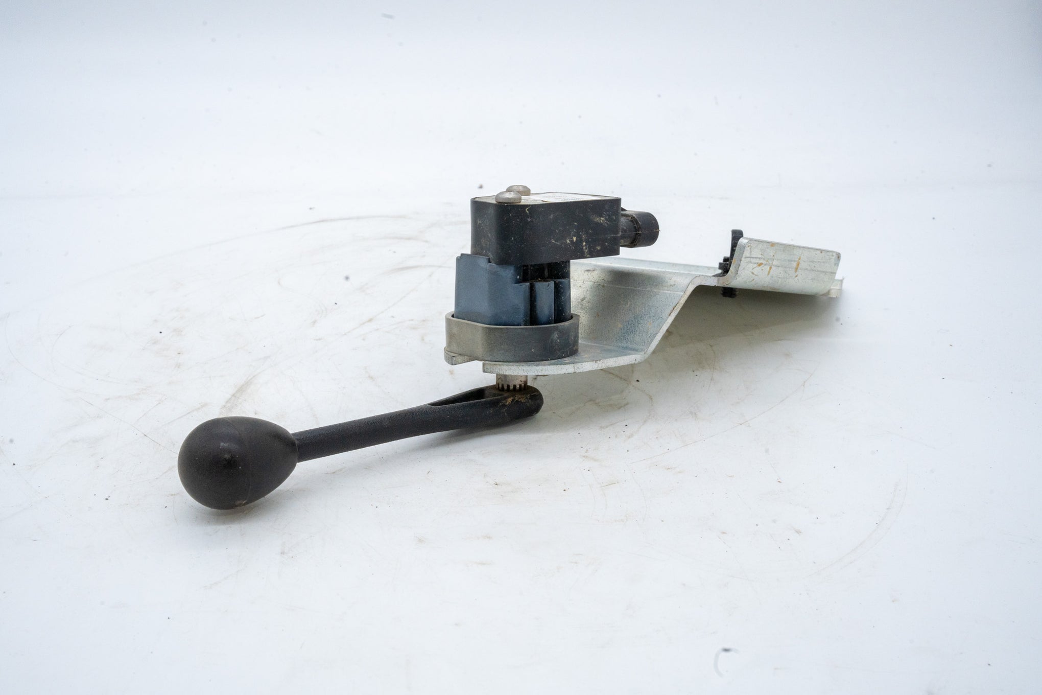 Lever - 87647024AU