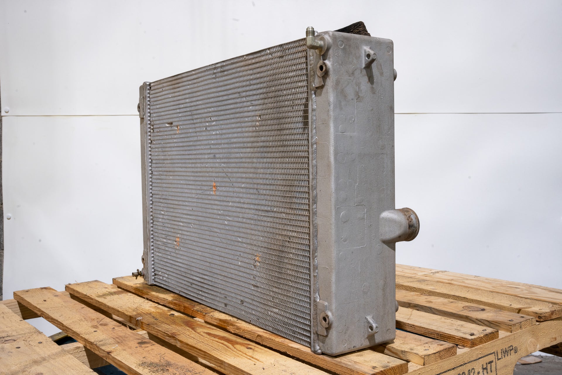 Radiator - 84262310U