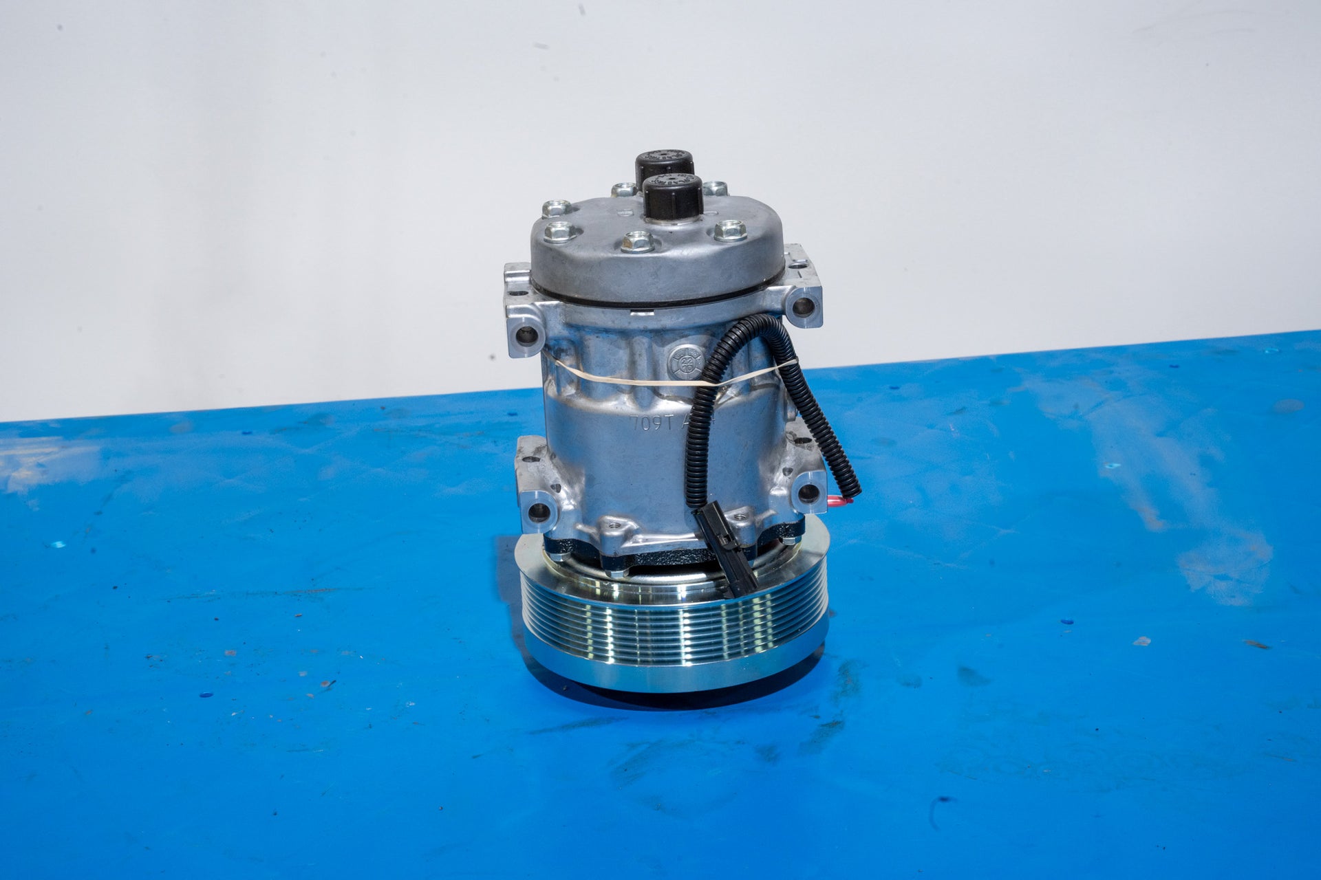 SANDEN AC COMPRESSOR, R134A - 84290377